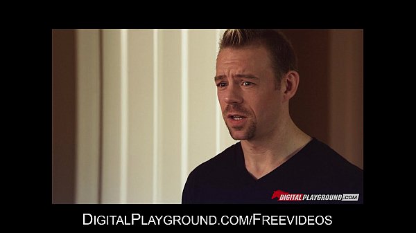 Play MP4 - Stunning blonde bombshell Riley Steele seduces her masseur