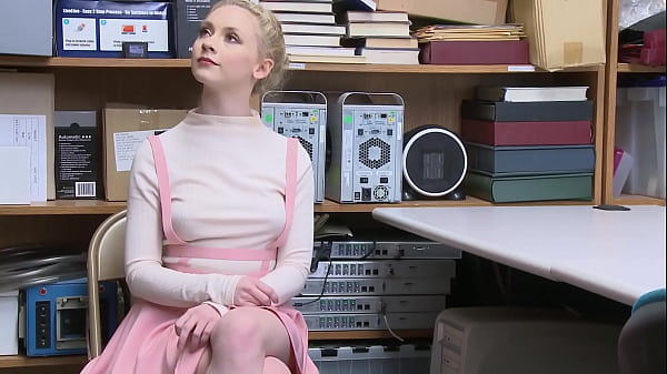 Hot teen_thief gets arrested and_fucked