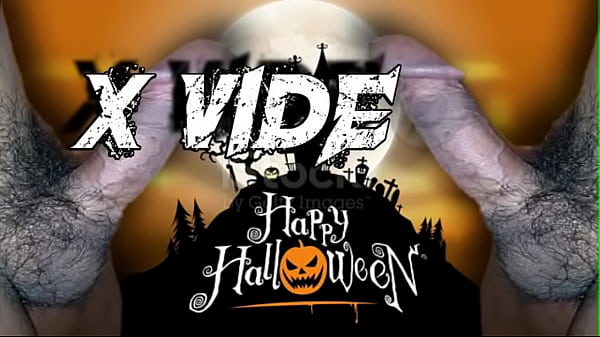 Play MP4 - los montruos mas famosos Desnudos En Halloween Mostrando Culo