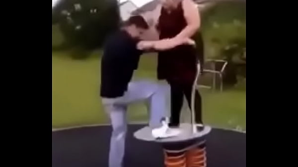 MORSA FODENDO COM JOVEM 