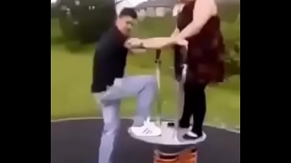 Nonton Morsa Fodendo Jovem thumbnail