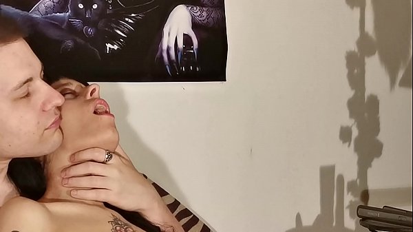 Play MP4 - Neck fetish for a tattoed slim slut pt1 HD