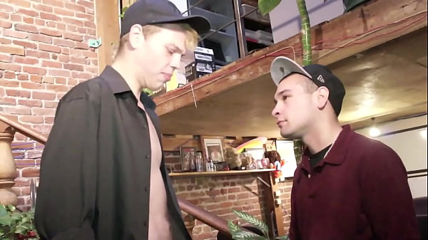 Amator Video With Twinks Fucking Bareback And Breeding His Friend At Final thumbnail