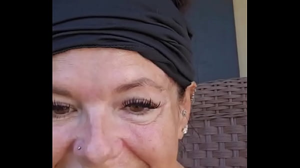 Its a beautiful blessed day but its also tuesday which means tatas and toes let's see 'em thehotgilftour 