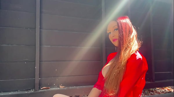 European stepmom artemisia love outside solo sesh 