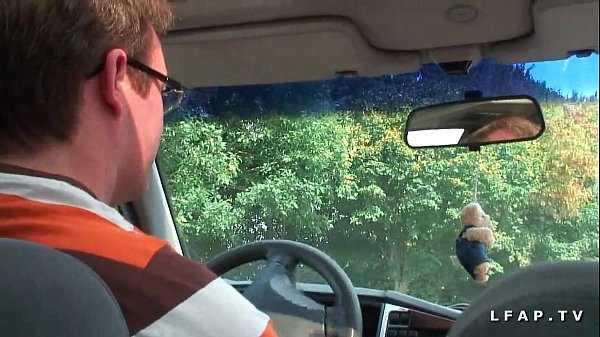 Play MP4 - BBW Mere de famille francaise prise en double penetration pour son casting porno