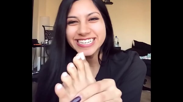 Sexy Camgirl Feet_Vanessa_Vain