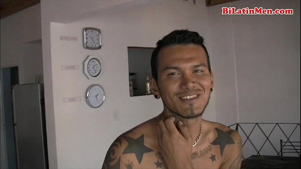 Play MP4 - Sexy Latin man with a big dick
