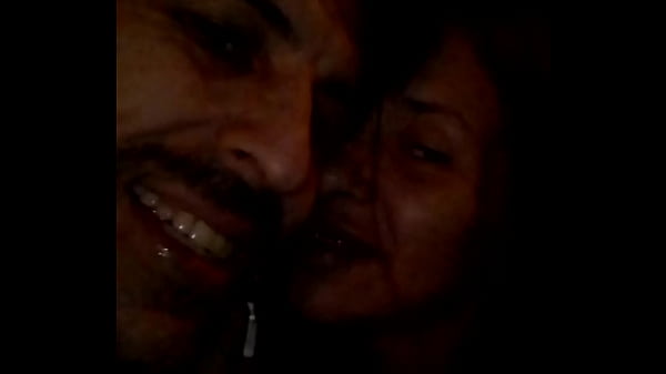 Play MP4 - Besos androyrena noche