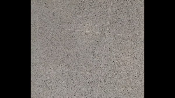 Culito en la farmacia