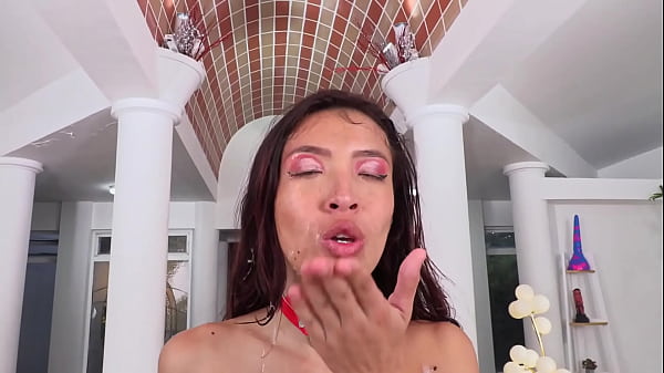 GEMMA LEONE 3 monster cocks at the same_time Anal destruction