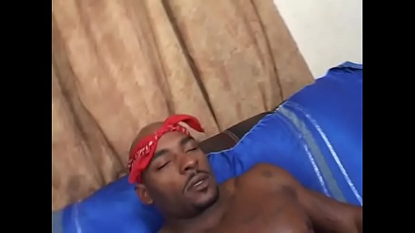 Gorgeous brunette Niyila Knight gets her wet cunt drilled in the livingroom 