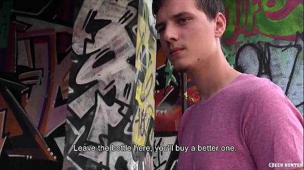 Play MP4 - Dude Pays Strangers Lots Of Money To Have Sex With Him In Public - CZECH HUNTER 555