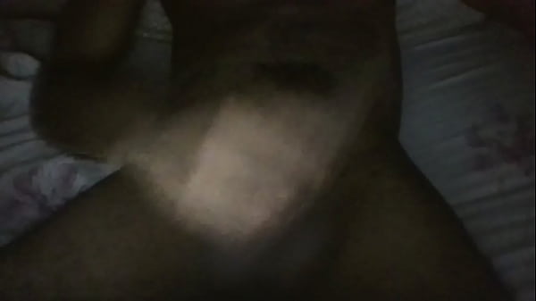 Después_de acabar mis clases virtuales me caliento y me_masturbocuando_todos abandonan_la reunión