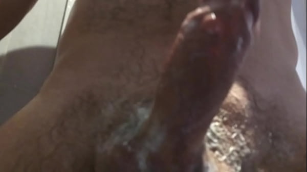 Play MP4 - horny mot