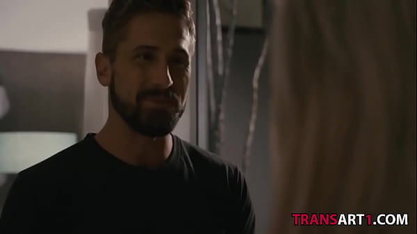 Play MP4 - Irresistible Aubrey Kate finds some stuff to play with