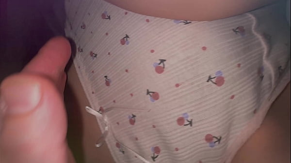 Play MP4 - 18 YEARS OLD GIRL MULTIPLE CUMMING FOR THE FIRST TIME WITH FINGER FUCK PRO 59 YERAS OLD MAN