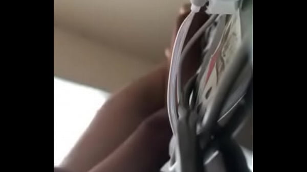 Corrida interna adentro de una puta