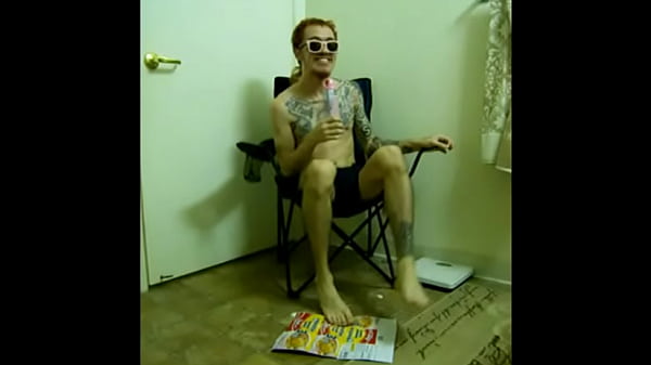 4555