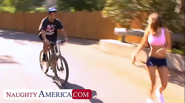 Victoria lawson spreads wide open for the cock of a guy she just met