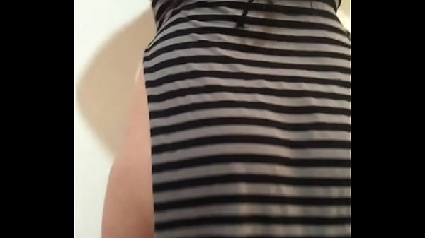 Nonton Mi Hermanastra Crystal Se Asturba En El Piso De Casa Cuando Su Esposo Sale A Trabajar thumbnail