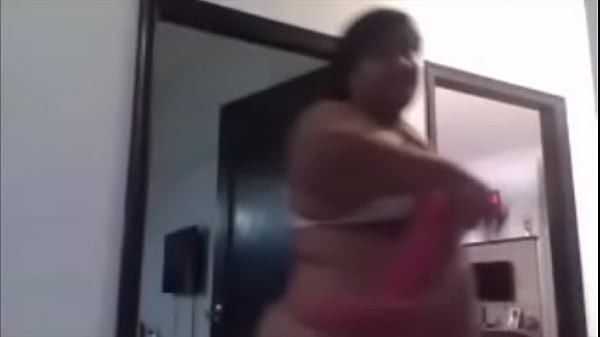 sexy shemale slut dancing 