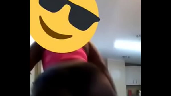 Nonton She Know What She Doing thumbnail