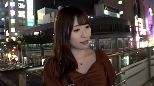 欲求不満すぎて●眠中に淫夢オナニー！寝ながら自ら手マンして夢見心地でイキまくる！さぁさぁチ○コはこちらですよ、と寝起きでデカマラ咥えさせ日本列島震撼の神乳神尻ピンクパイパンのクソエロボディの人妻に暴発中出し3連発！！ thumbnail