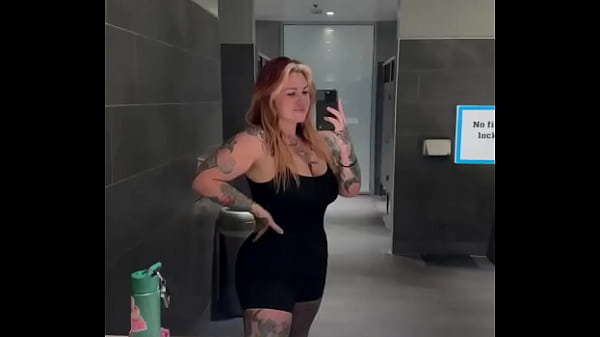 Nonton Consequences Of Wearing A One Piece To The Gym... Nude Potty Breaks thumbnail