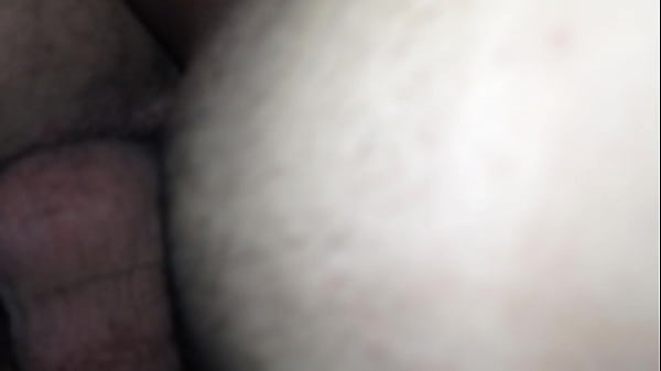 Me la doy en cuatro mientras sus padres no est&aacute;n en casa