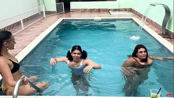 Arrombamos O Cu Dessa Bbw Direito A Fisting! thumbnail