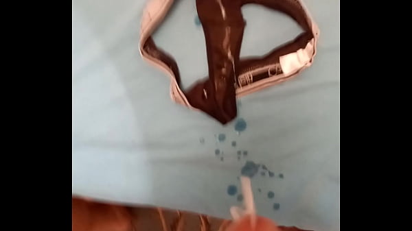 Play MP4 - Cumshot in dirt panty of my young