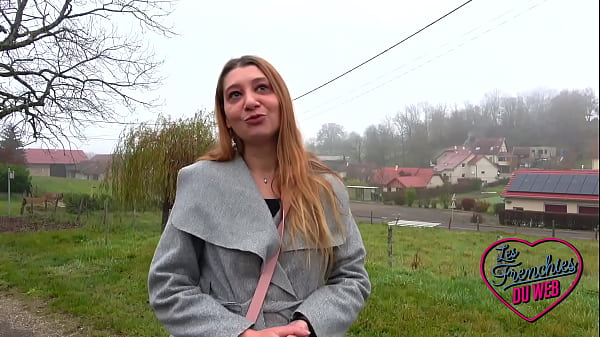 Play MP4 - Jessie baise la belle Marie avant de se faire fourrer &excl;