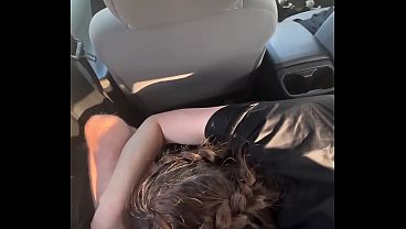 18 Yeard Old Tinder Date Gives Sloppy Throat In Car