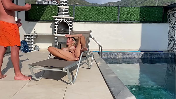 Play MP4 - Outdoor hot sex from amateur couple