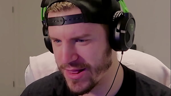 Female Police_Officer Wanted_To Cuff Me Without Reason (Fap CEO) [Uncensored]