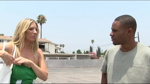 Girl Picked Up For Sex thumbnail