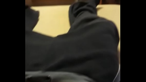 Play MP4 - Gozando muito no sof&aacute;