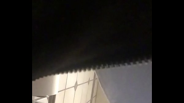 Play MP4 - Milf waited for shoe shiner