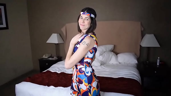 Hippy milf #annacummings 