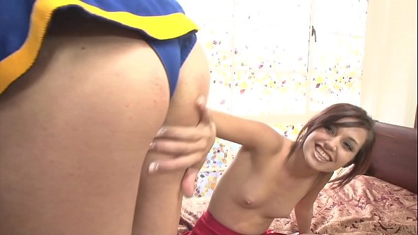 Hot brunette lesbo chicks Cassandra Nix, Maryjane Johnson_take turn eating tight pussyon bed