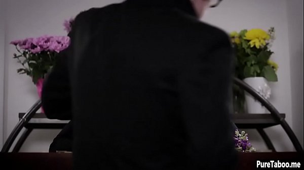 Play MP4 - Troubled student fucks a stepsister teens tighty pussy