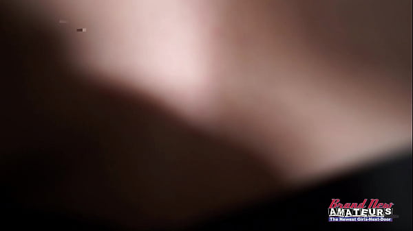 Blonde skinny cutie pixie pie gives a bj and gets her pussy deeply fucked 