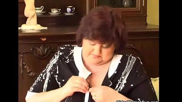 2 fat grannys with big_breast dildos and fingers there_pussy Pre