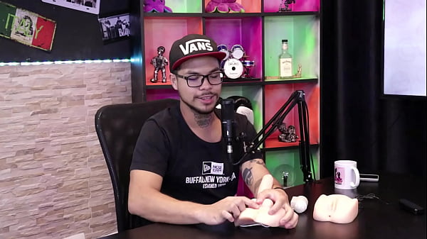 O homem_sente prazer na_cabeça_do pau ea buceta da mulher Lucky Japo Japonego