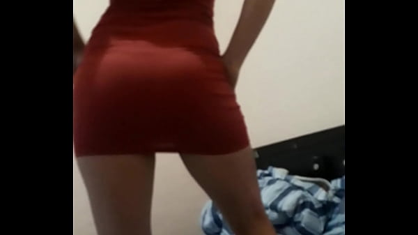 Me compro ropa y me coje mojadita 