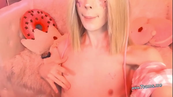 Sweeteaton teasing on cam