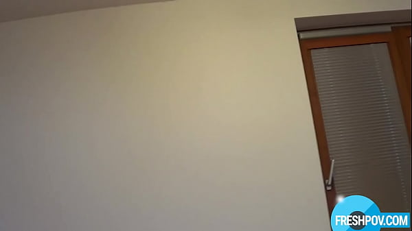 Play MP4 - Hot Girl with Braces POV