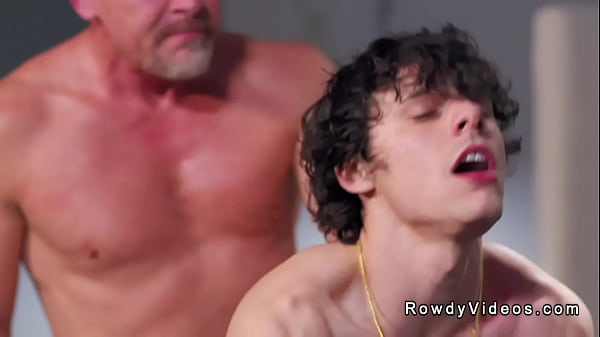 Old muscle gay in glasses Scott Hardy has in bedroom young gay Asher Day whom he met on online hookup and he anal fucks him in various positions 