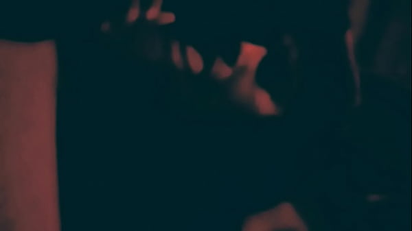 Play MP4 - Jovencita chupa la vergota